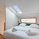 Bright And Cozy Duplex For 4 Near Bastille